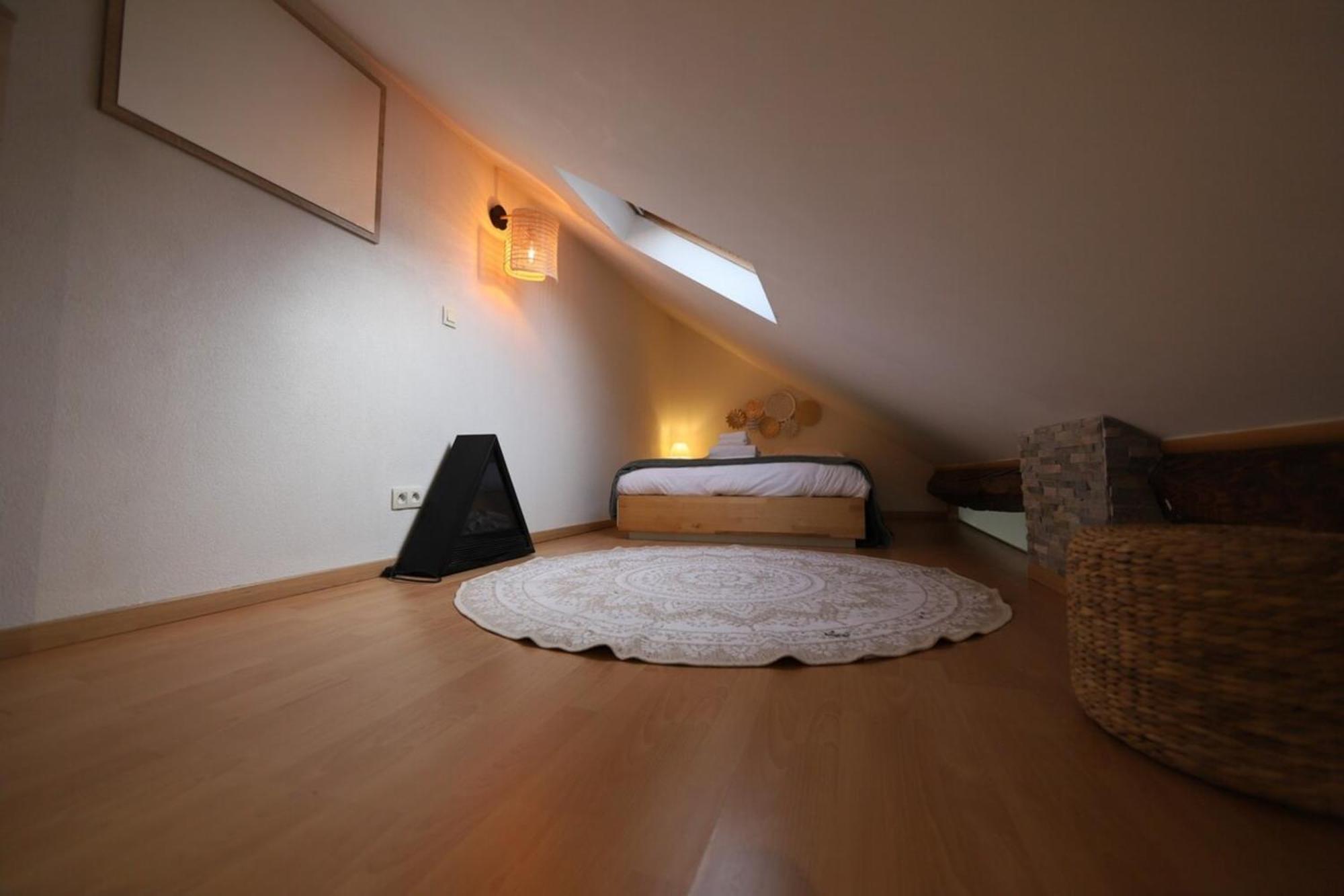 A Little Nest At The Top Floor Анси Экстерьер фото